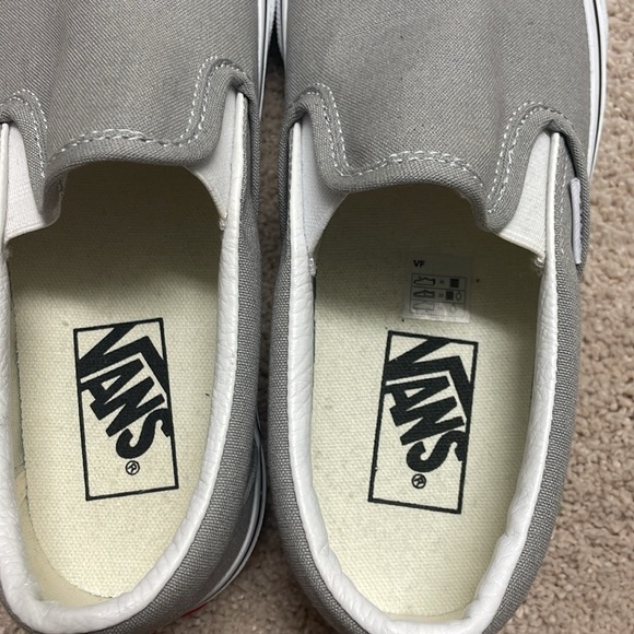VANS SLIP ONS - Picture 5 of 6